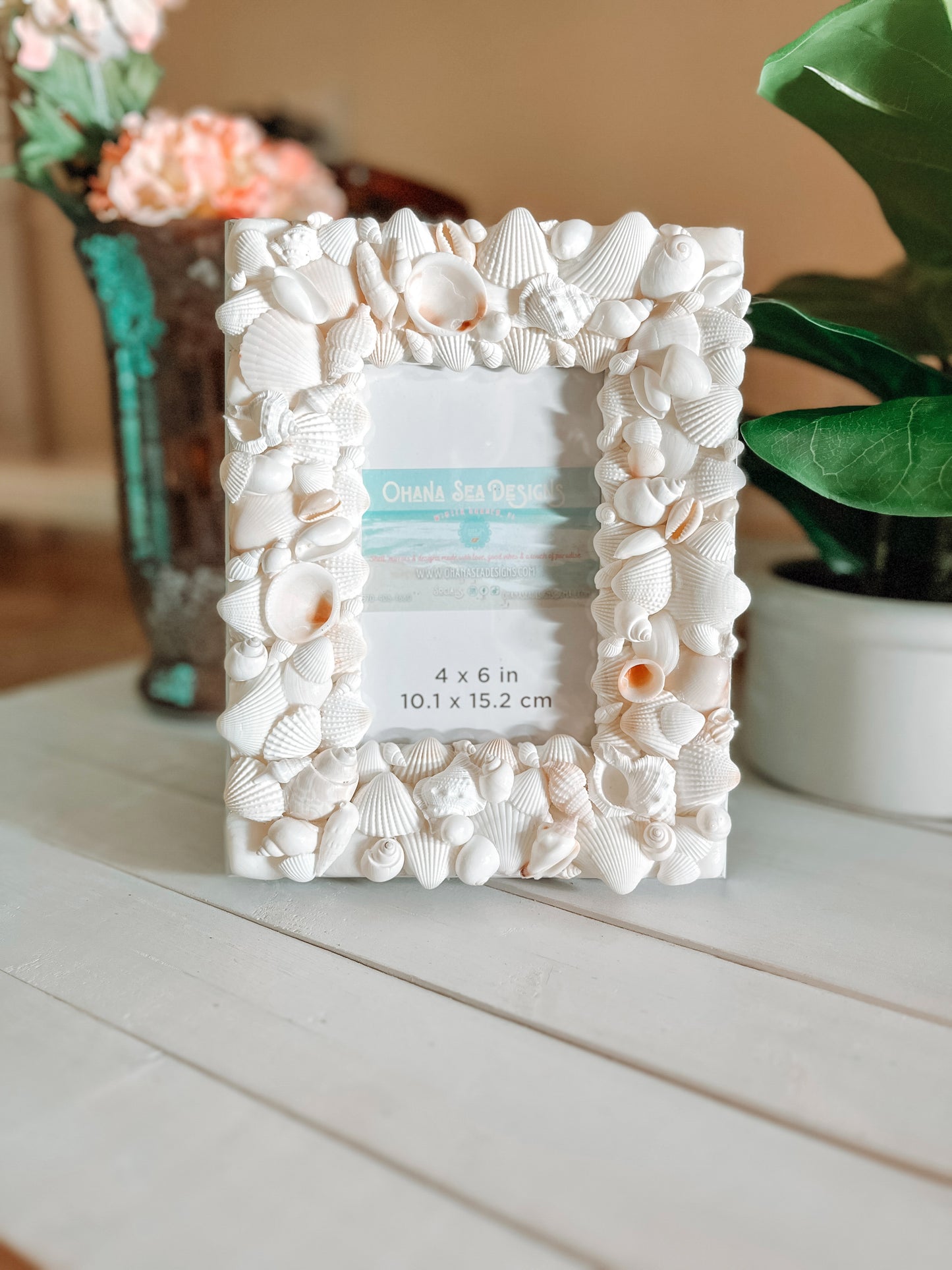 White Shell Picture Frame 4x6, 5x7 or 8x10